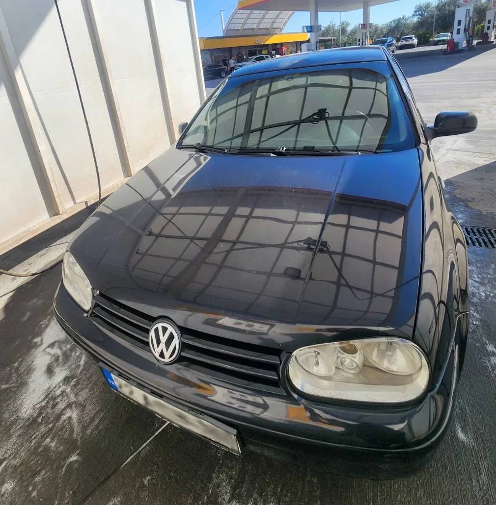 Golf 4 general view