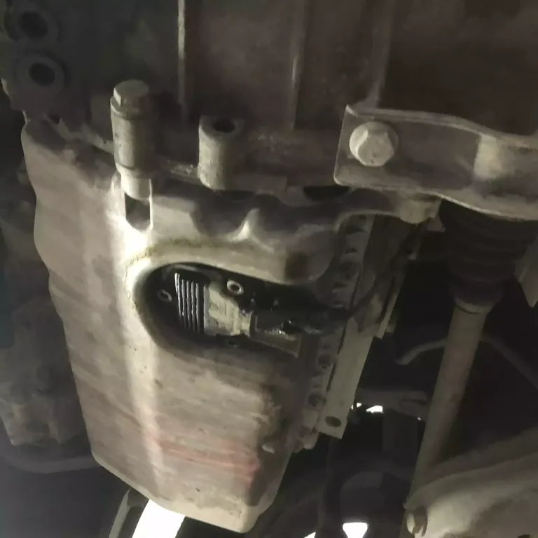 G266 sensor and oil leak beneath the sump.