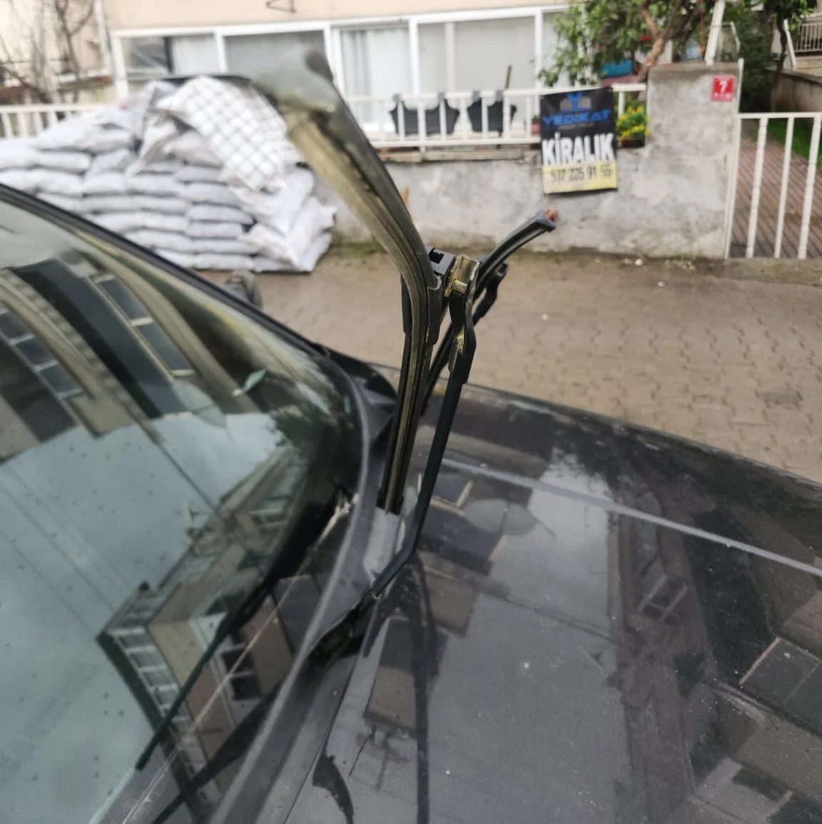Golf 4 worn front wiper system