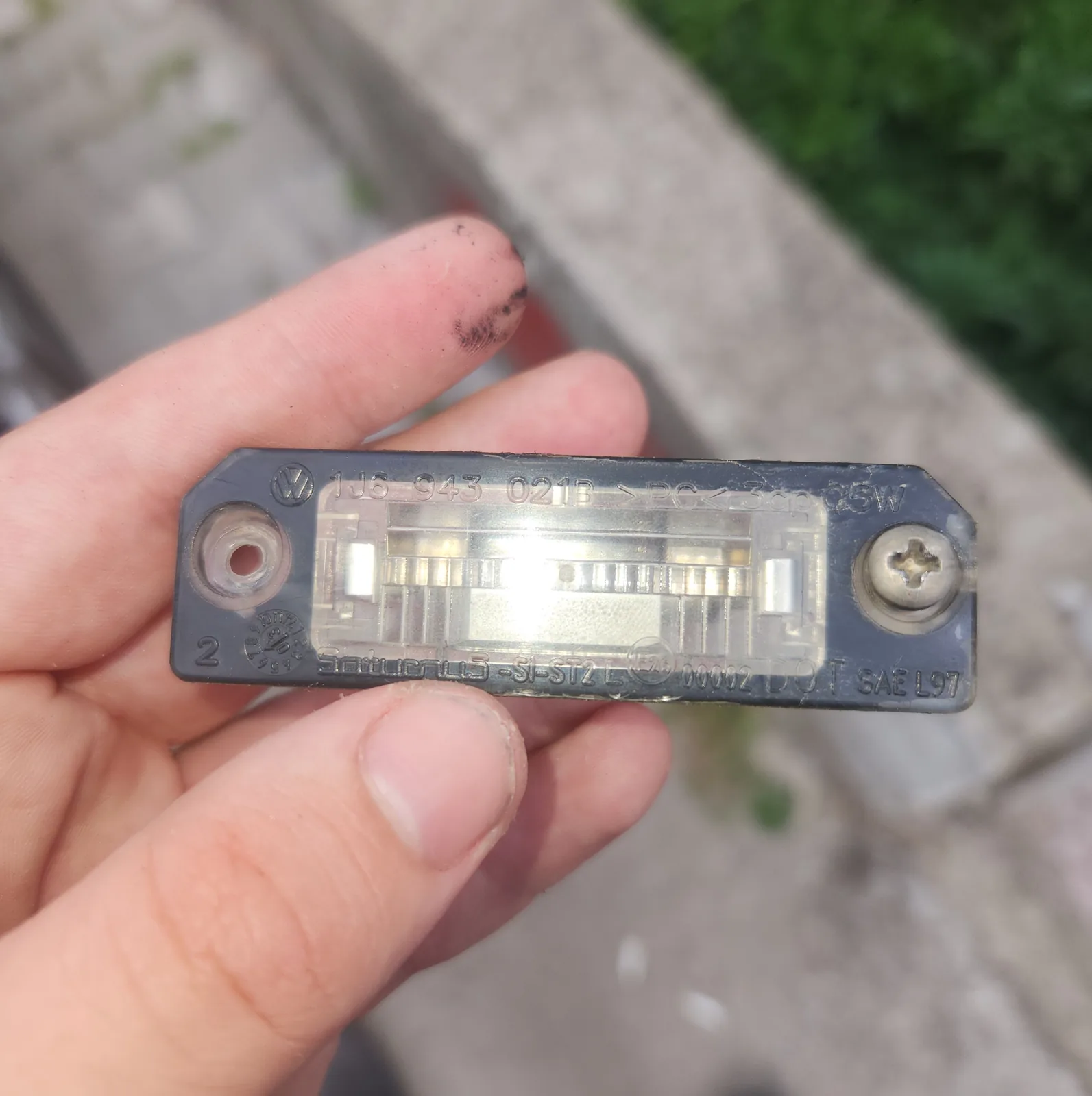Golf 4 license plate lighting check